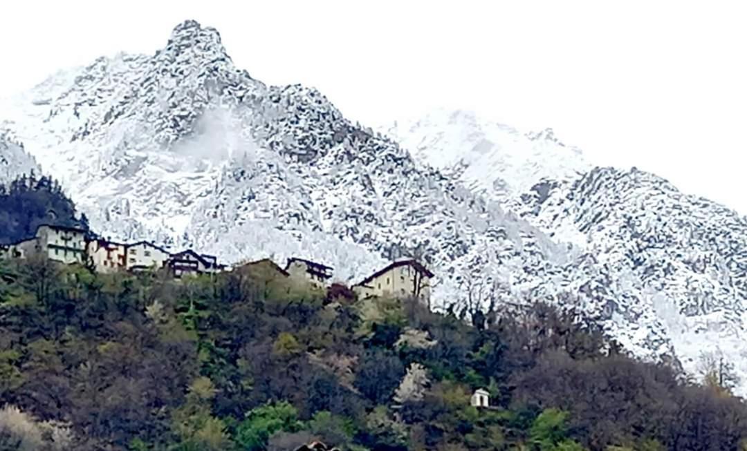 Foresteria B&B Vecchiascuola Pianazzola Chiavenna Zewnętrze zdjęcie